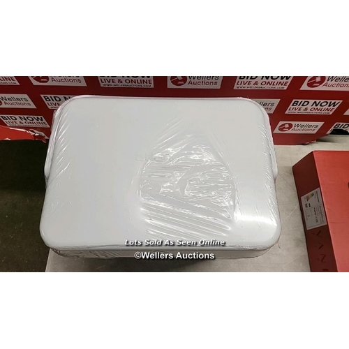 9074 - RRP: 22.99 - ATLANTIC COOL BOX - 30L - BLUE / APPEARS NEW   / A24