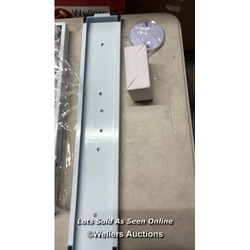 9075 - RRP: 69.99 - BLUE ELEPHANT RECTANGLE BLUETOOTH LED METAL MIRROR / FINISH: WHITE / SEE IMAGES / BOX N... 