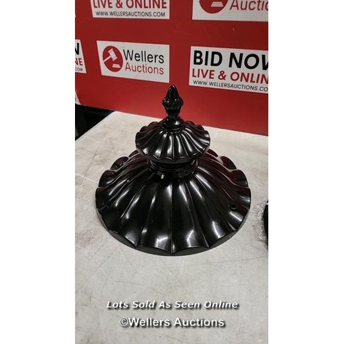 9076 - RRP: 26.99 - MARLOW HOME CO. ADRIHANNA BLACK 38 H : OUTDOOR WALL LANTERN / SEE IMAGES / BOX NOT FULL... 