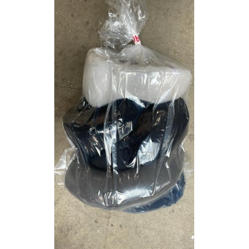 Lot 5036      