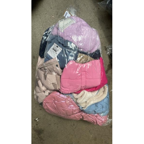 Lot 5046      