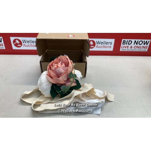 Lot 8002      