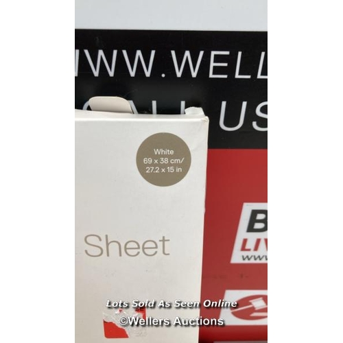 8019 - STOKKE CRADLE FITTED SHEET / WHITE / APPEARS NEW  / S37