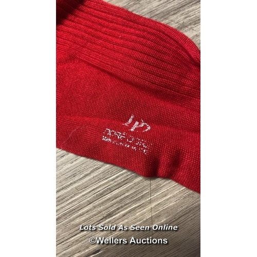 8039 - DORE DORE SOCK RED RIBBED / SIZE EU 38-39 / APPEARS NEW / RPP: 23 / S37