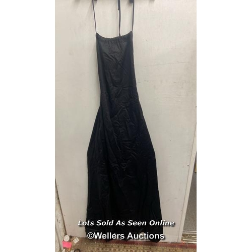 Lot 8048      