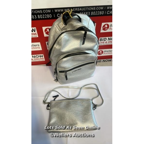 8113 - RRP: 150 - TIBA + MARL ELWOOD CHANGING RUCKSACK / SILVER / APPEARS NEW WITHOUT TAGS / S38