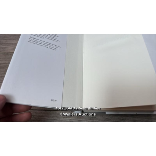 8102 - X5 COPIES OF HOW TO MAKE IT HAPPEN BY ARIA HATZISTEFANIS / NEW, SEE IMAGES / S38