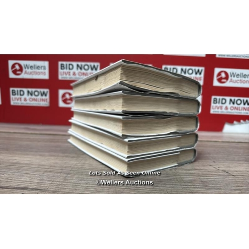 8102 - X5 COPIES OF HOW TO MAKE IT HAPPEN BY ARIA HATZISTEFANIS / NEW, SEE IMAGES / S38