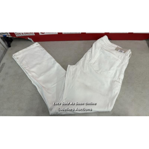 Lot 8138      