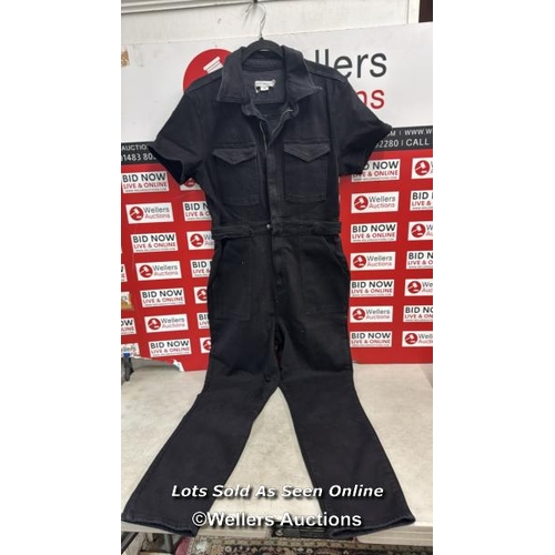 Lot 8159      