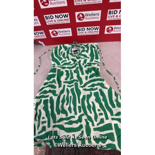 Lot 8179      