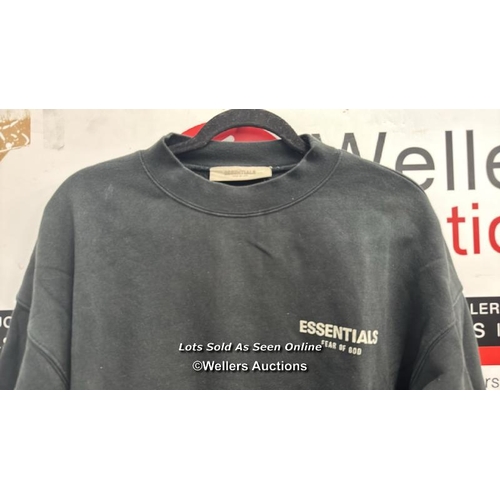 8201 - RRP: 62 - FEAR OF GOD ESSENTIALS KIDS SWEATER / 14-16 / APPEARS NEW, WITHOUT TAGS / SEE IMAGES / S32