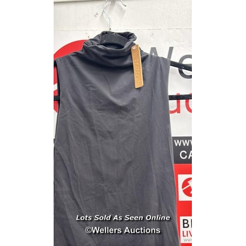 8218 - SKIMS FITS EVERYBODY MOCK NECK DRESS / XS / NEW WITH TAGS / SEE IMAGES / S33