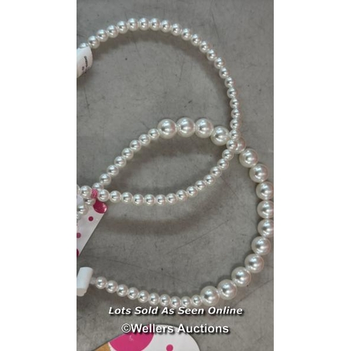 8247 - BARI LYNN HAIR ACCESSORIES / SEE IMAGES
