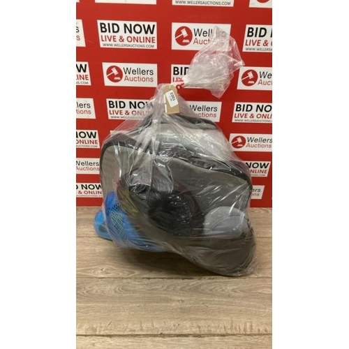 Lot 1003      