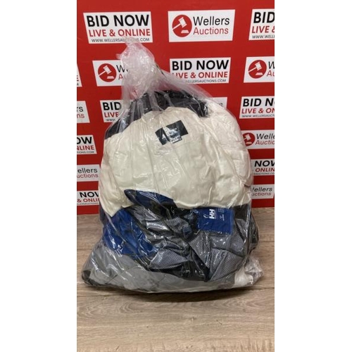 Lot 1040      
