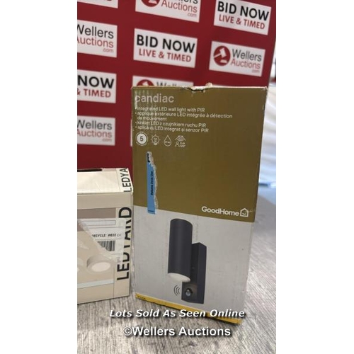 1018 - 3X ASSORTED OUTDOOR LIGHTS / VIEW, BID AND BUY IN THE ROOM, THEN TAKE AWAY THE SAME DAY / VIEWING FR... 