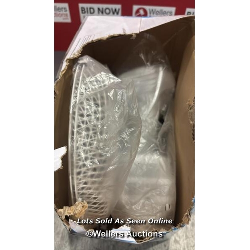 1025 - BENROSS PORTABLE COOL AIR DESK FAN / VIEW, BID AND BUY IN THE ROOM, THEN TAKE AWAY THE SAME DAY / VI... 