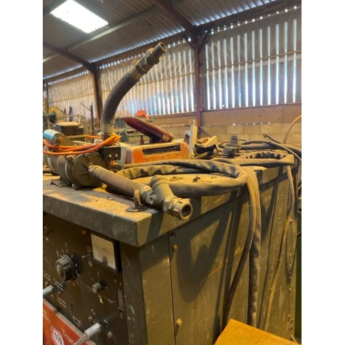 119 - BOC TRANSTIG AC/DC 375  TIG WELDER