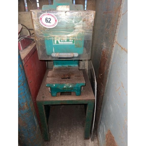 62 - RMT PNEUMATIC  PRESS