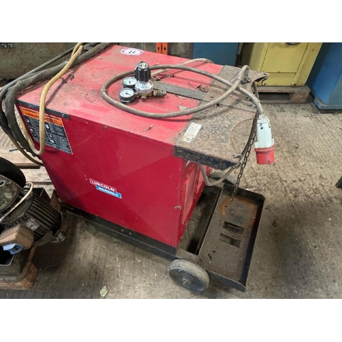 77 - LINCOLN IDEALARC TIG-250/250 TIG WELDER