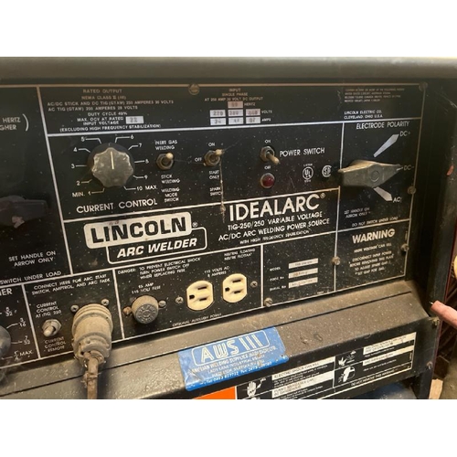 77 - LINCOLN IDEALARC TIG-250/250 TIG WELDER