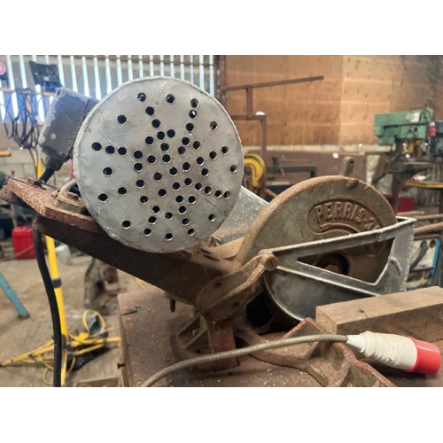 79 - PERRIS 300 NON FERRIS CHOP SAW