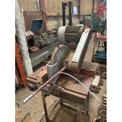 79 - PERRIS 300 NON FERRIS CHOP SAW