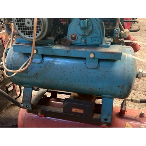 91 - AIR COMPRESSOR WITH EXTRA TANK