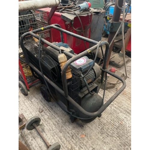 92 - CLARKE AIR COMPRESSOR