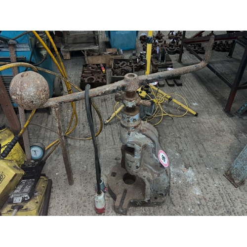 98 - VINTAGE FLY PRESS