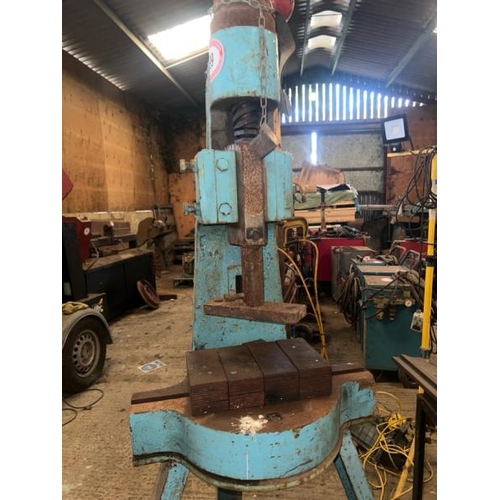 99 - NORTON 7 TALL FLY PRESS ON TRIPOD STAND