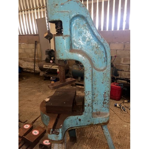 99 - NORTON 7 TALL FLY PRESS ON TRIPOD STAND