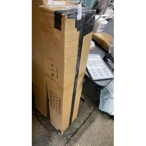 8086 - MYSTERY ITEM / PLEASE NOTE: ANY PURCHASES LEFT AFTER 5 WORKING DAYS ME BE RE-SOLD TO COVER STORAGE &... 
