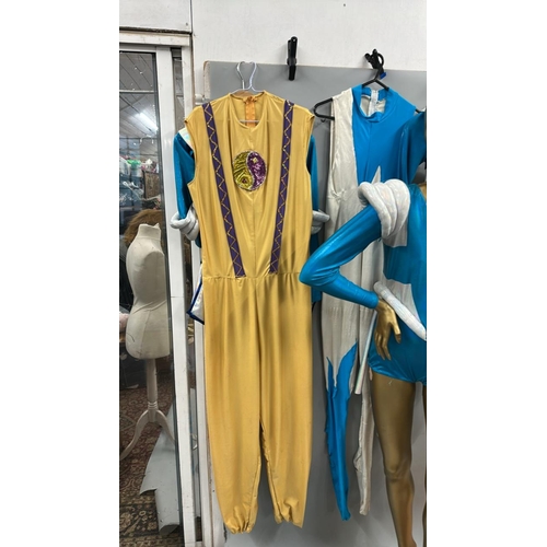 66 - Selection of stage worn 