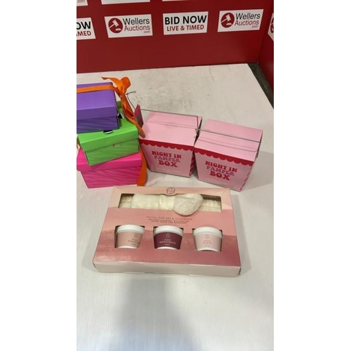 8264 - NEW COSMETIC GIFT SETS INCL. 