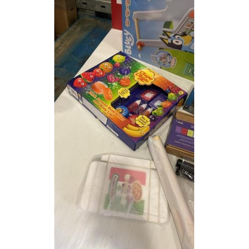 8277 - BAG OF X8 ASSORTED TOYS INC. NEW BLUEY SHOPPING TROLLEY  / VIEW, BID AND BUY IN THE ROOM, THEN TAKE ... 