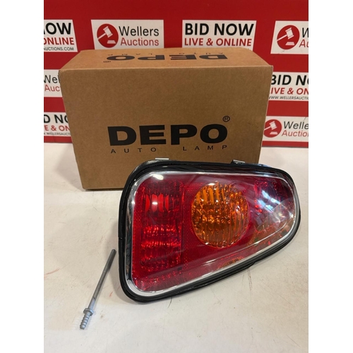 7064 - TRUPART MI COPER 02 TAIL LAMP, NEW