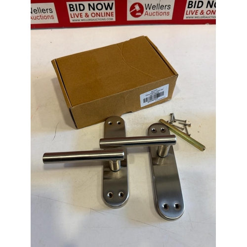 7080 - X6 OLBIA PATTERN LATCH SET AND SATIN NICKEL, NEW
