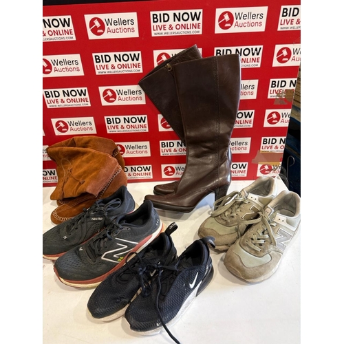 7091 - BAG OF X7 PRE-OWNED TRAINERS AND FOOTWEAR INC. NIKE, NEW BALANCE, AND MORE