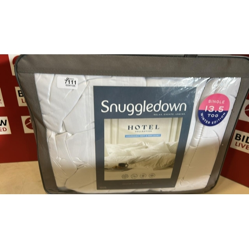 7111 - SNUGGLEDOWN HOTEL COLLECTION 13.5 TOG WINTER EDITION DUVET, SINGLE, NEW