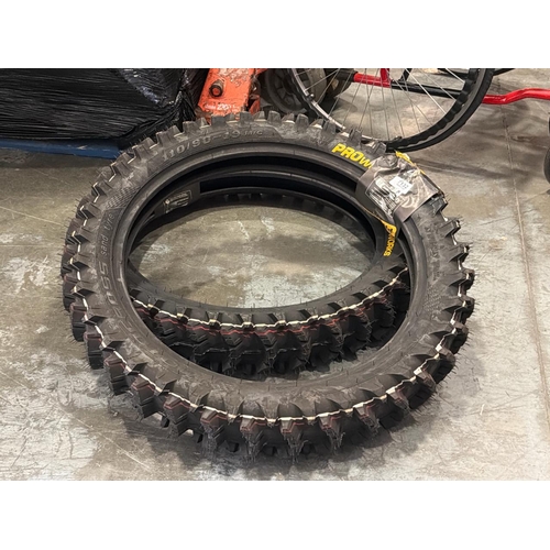 7132 - PAIR OF PROWORKS MOTOCROSS SAND TYRES