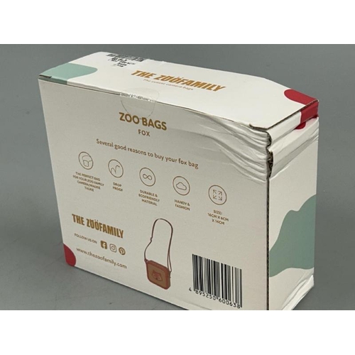 8090 - THE ZOOFAMILY UNICORN WALKIE TALKIES & SILICON FOX BAG / RRP: 75