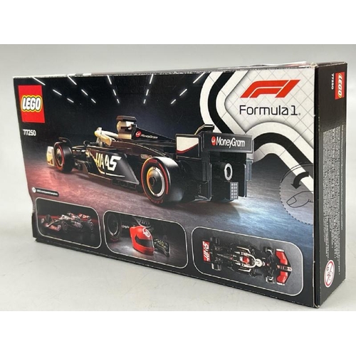 8111 - LEGO: SPEED CHAMPIONS FORMULA ONE MONEYGRAM HAAS F1 TEAM 77250 / SEALED