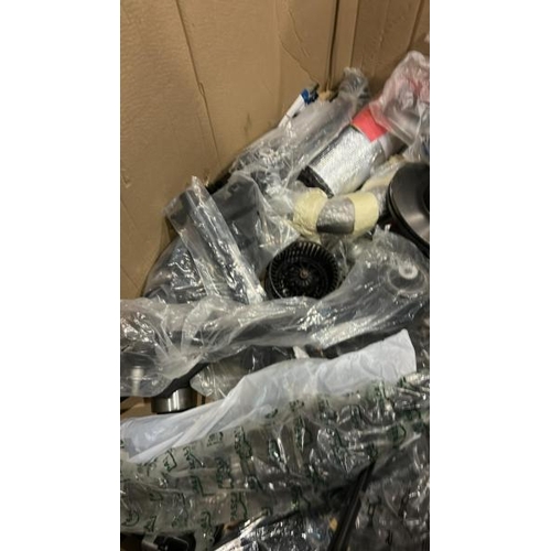 7001 - FERNHURST COLLECTION: AUTO SPARES INC. BRAKE DISCS, BEARING KITS, VAN LIGHTS, BRAKE PADS, MOTORS, AN... 