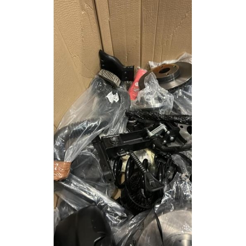 7001 - FERNHURST COLLECTION: AUTO SPARES INC. BRAKE DISCS, BEARING KITS, VAN LIGHTS, BRAKE PADS, MOTORS, AN... 