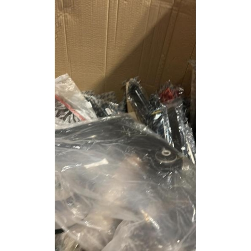 7001 - FERNHURST COLLECTION: AUTO SPARES INC. BRAKE DISCS, BEARING KITS, VAN LIGHTS, BRAKE PADS, MOTORS, AN... 