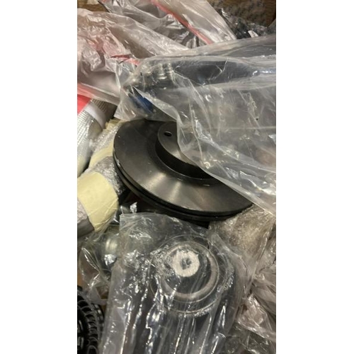 7001 - FERNHURST COLLECTION: AUTO SPARES INC. BRAKE DISCS, BEARING KITS, VAN LIGHTS, BRAKE PADS, MOTORS, AN... 