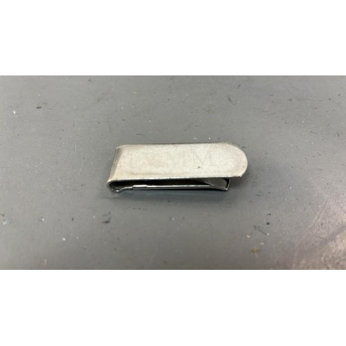 Lot 4038      