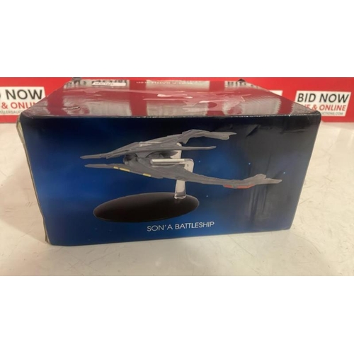 8036 - COLLECTABLE STAR TREK SON' A BATTLESHIP